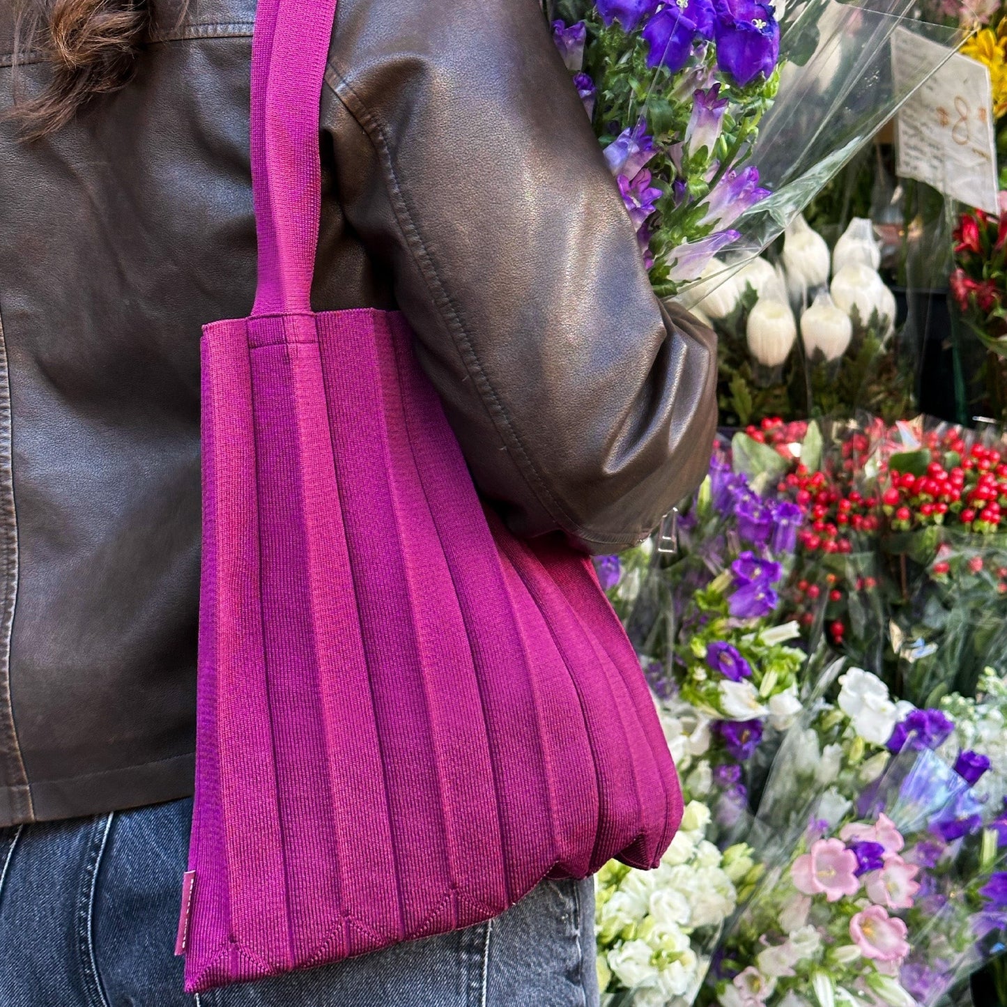 The Stretch Tote